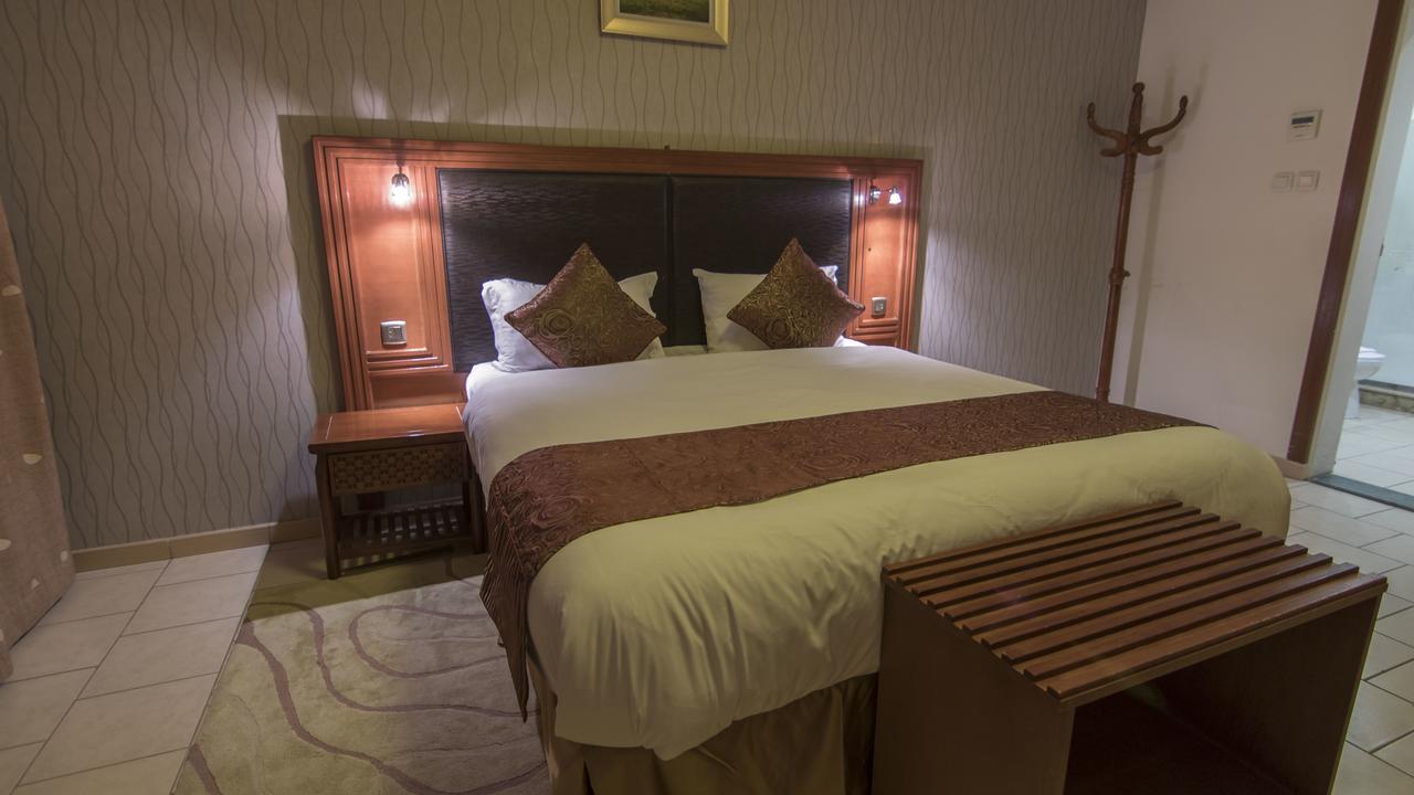 Sadeem Al Fajr Hotel Suites Ta'if Exterior photo