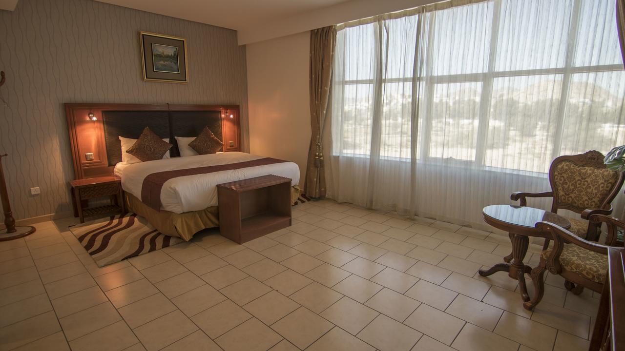Sadeem Al Fajr Hotel Suites Ta'if Exterior photo