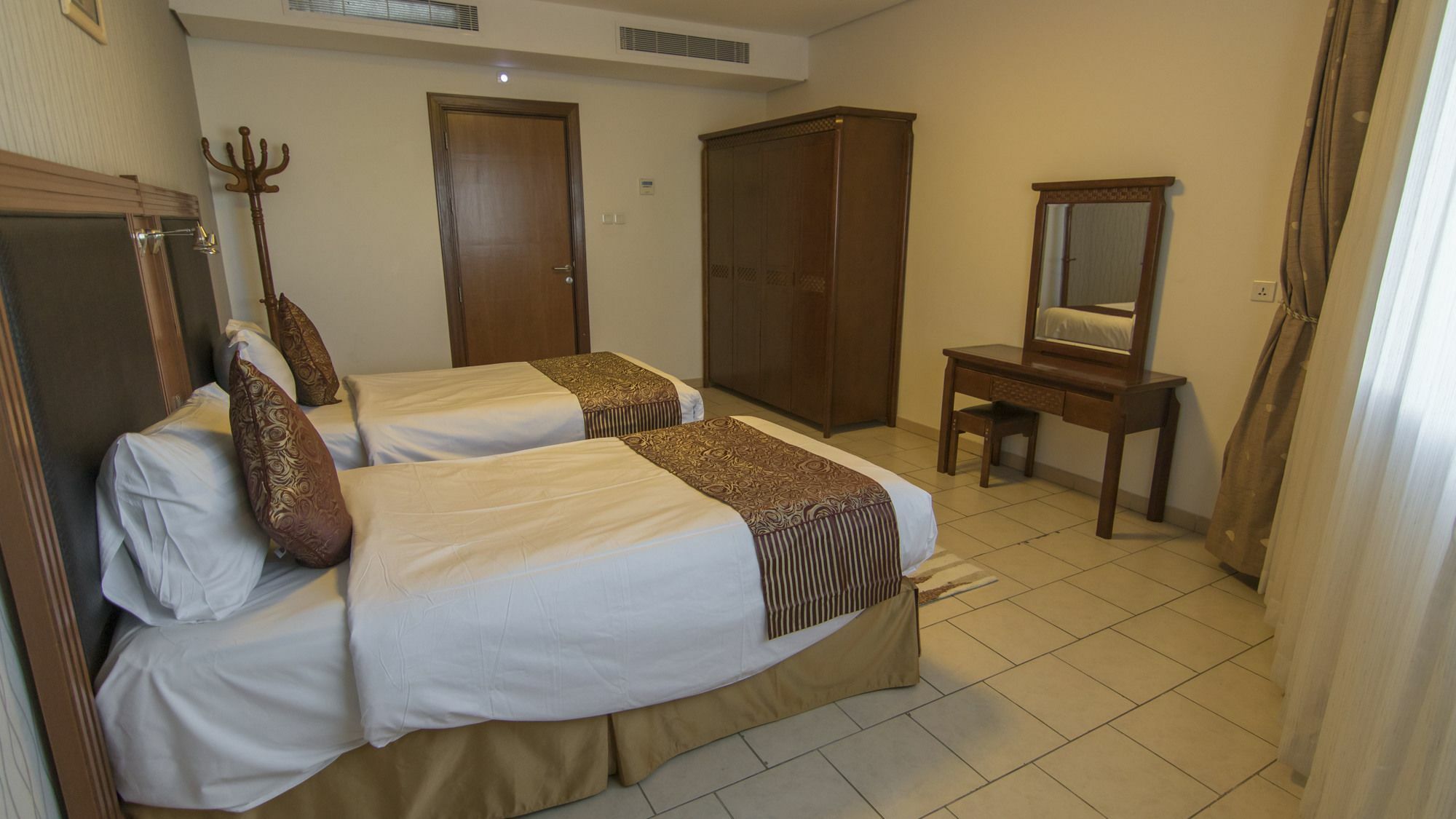 Sadeem Al Fajr Hotel Suites Ta'if Exterior photo